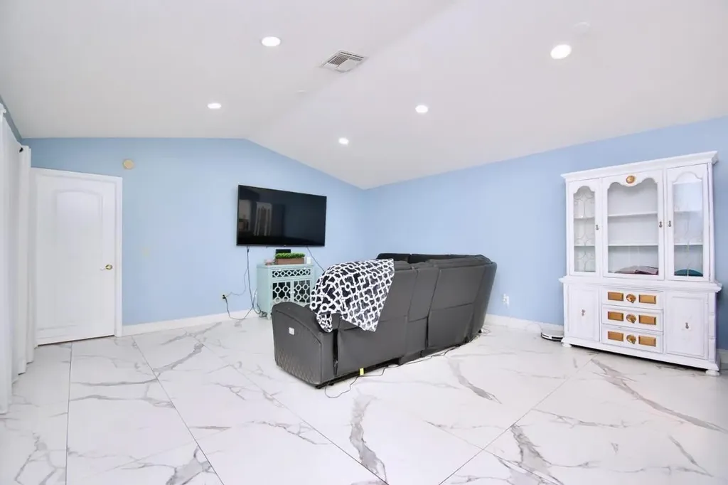 23301 Barlake Drive Boca Raton FL 33433