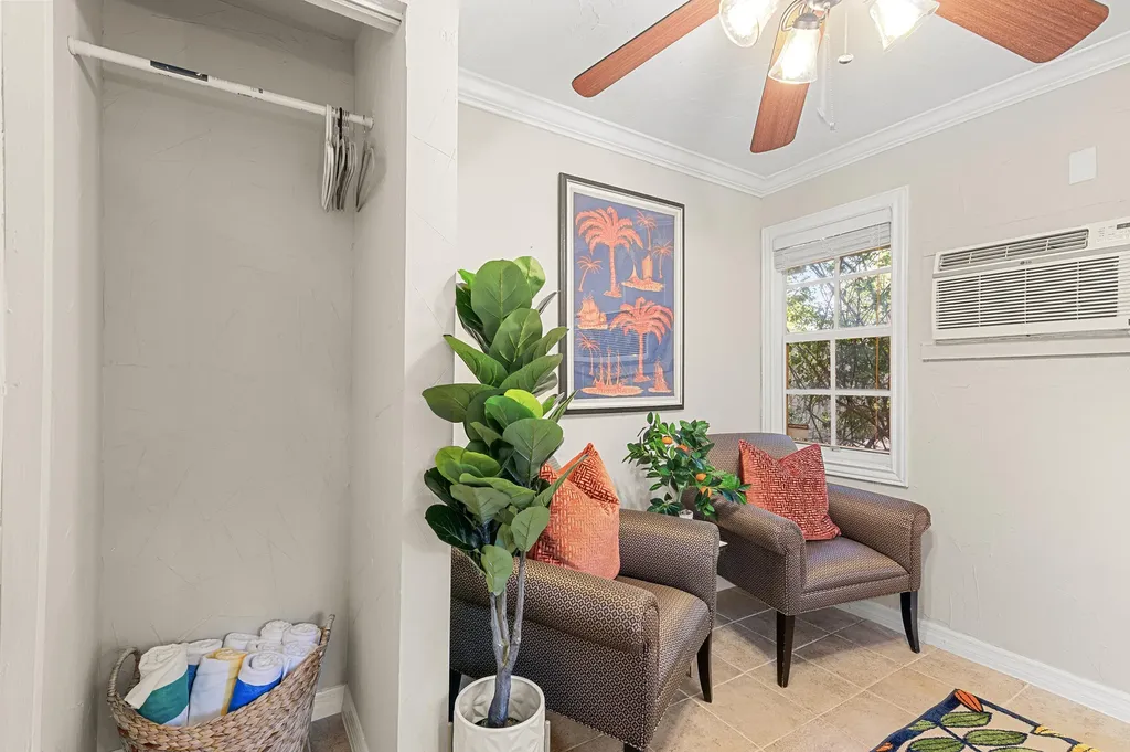 643 36th Street West Palm Beach FL 33407