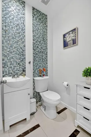 7614 Sonesta Shores Drive Lake Worth FL 33463