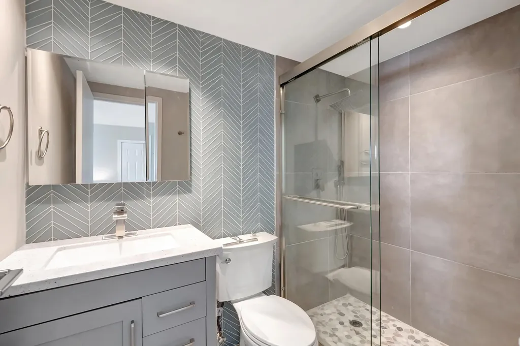 195 Monaco E Delray Beach FL 33446