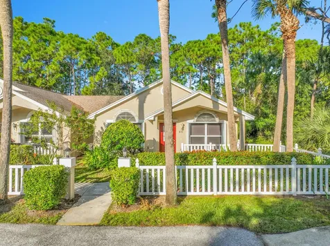 671 NW San Remo Circle Port St Lucie FL 34986