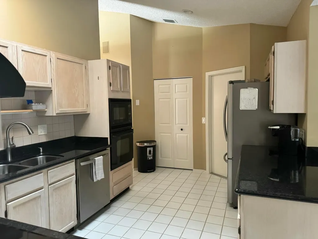 2937 SE Cates Circle Port St Lucie FL 34952