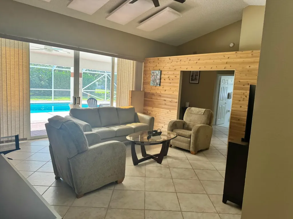 2937 SE Cates Circle Port St Lucie FL 34952