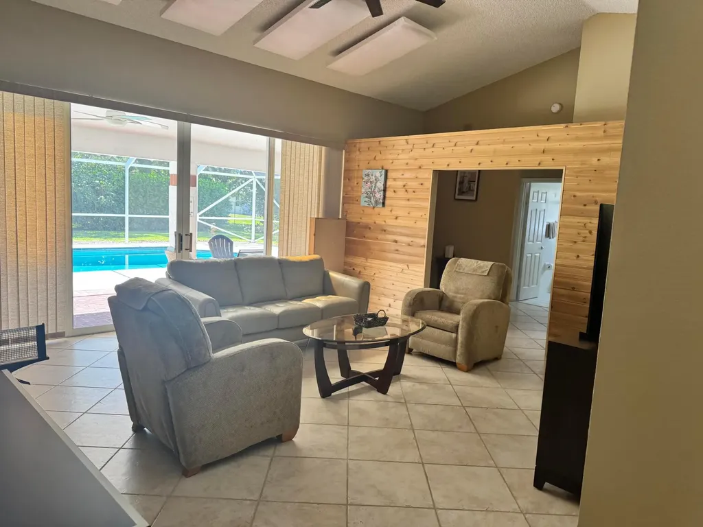 2937 SE Cates Circle Port St Lucie FL 34952