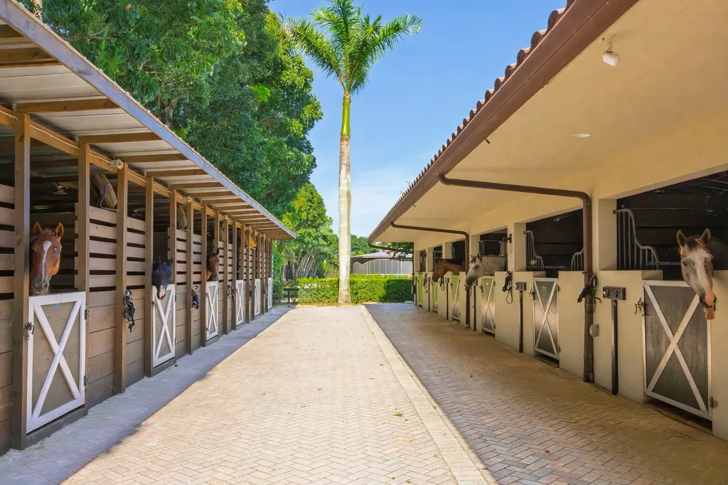 5420 Las Palmas Avenue Wellington FL 33449