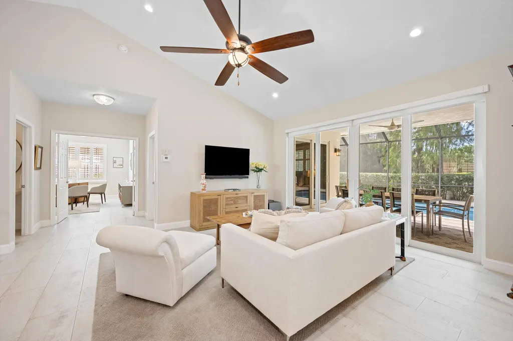 1797 Gulfstream Way West Palm Beach FL 33411