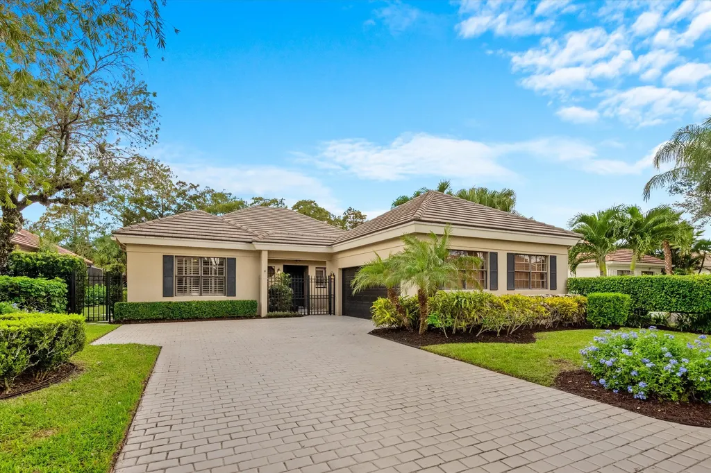 1797 Gulfstream Way West Palm Beach FL 33411