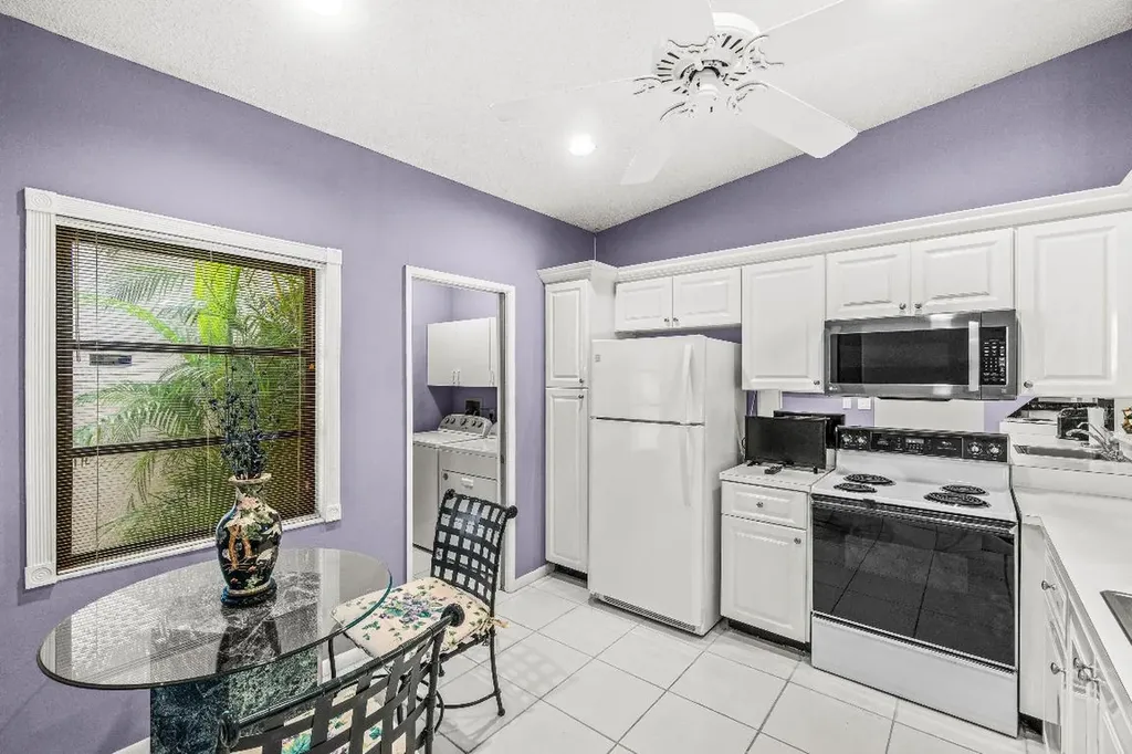 8191 Whispering Palm Drive Boca Raton FL 33496
