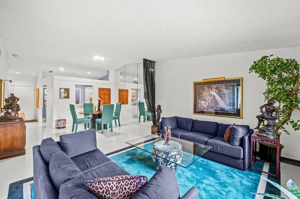 8191 Whispering Palm Drive Boca Raton FL 33496