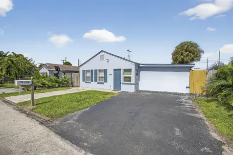 146 W 18th Street Riviera Beach FL 33404