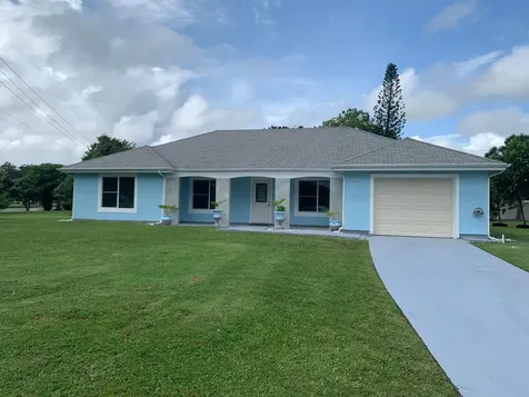 1592 SE Burning Court Port St Lucie FL 34952