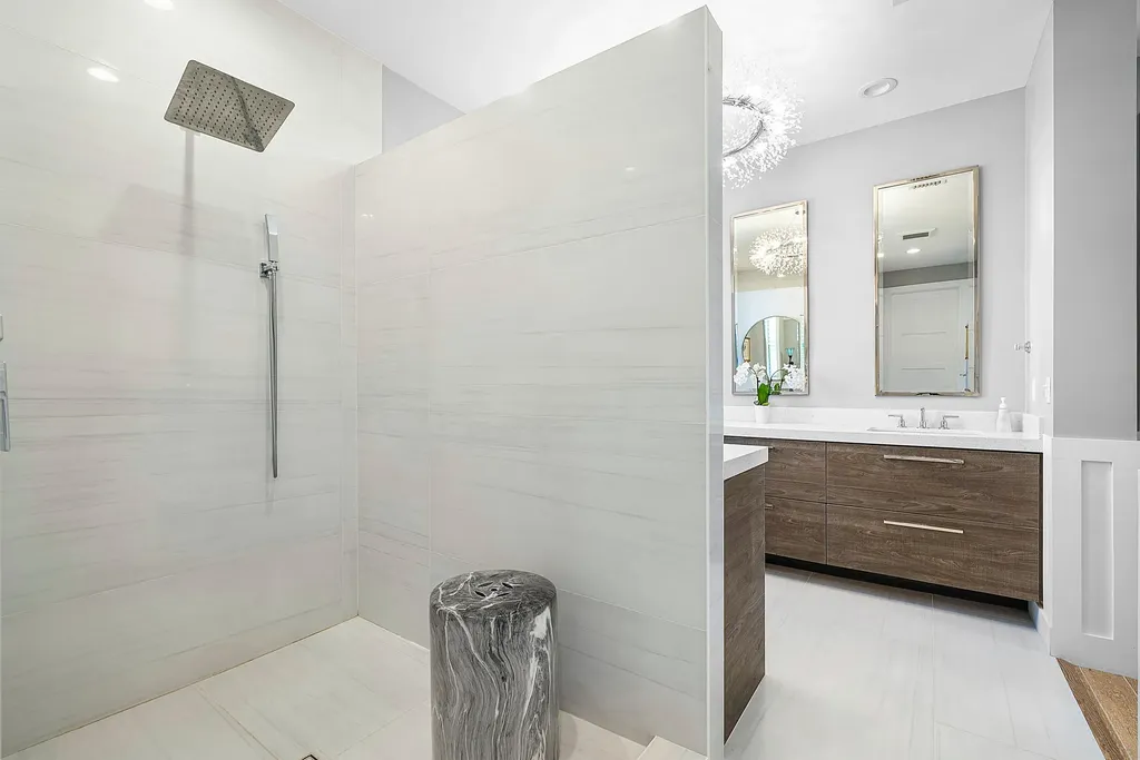 540 NE Spanish Trail Boca Raton FL 33432