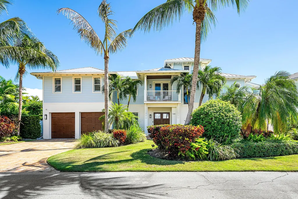 540 NE Spanish Trail Boca Raton FL 33432