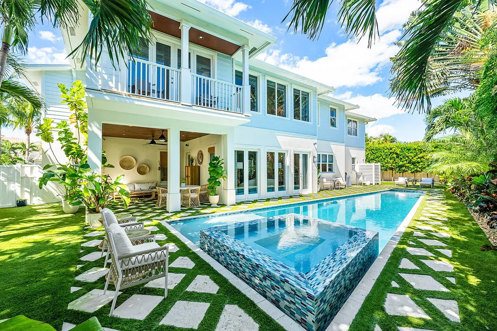 540 NE Spanish Trail Boca Raton FL 33432