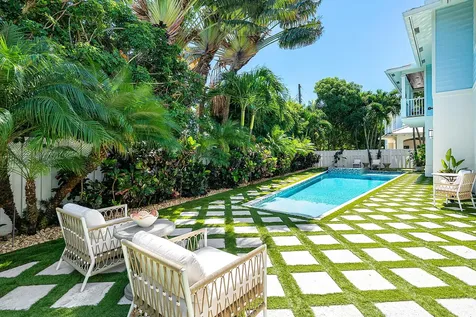 540 NE Spanish Trail Boca Raton FL 33432
