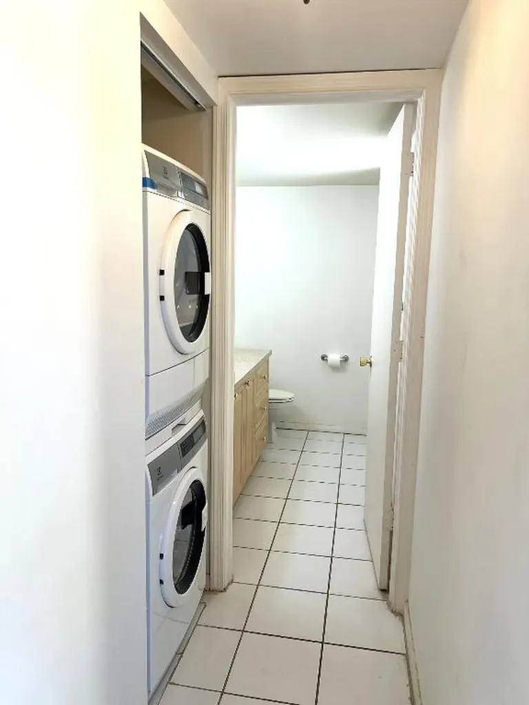 812 SW 9th Street Circle Boca Raton FL 33486