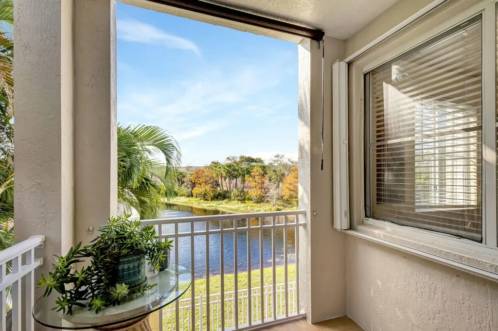 11023 Legacy Lane Palm Beach Gardens FL 33410