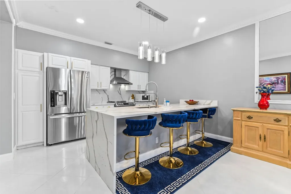 1078 Fairfax Circle W Boynton Beach FL 33436