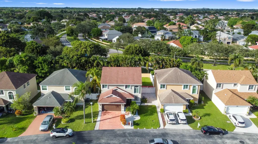 1078 Fairfax Circle W Boynton Beach FL 33436
