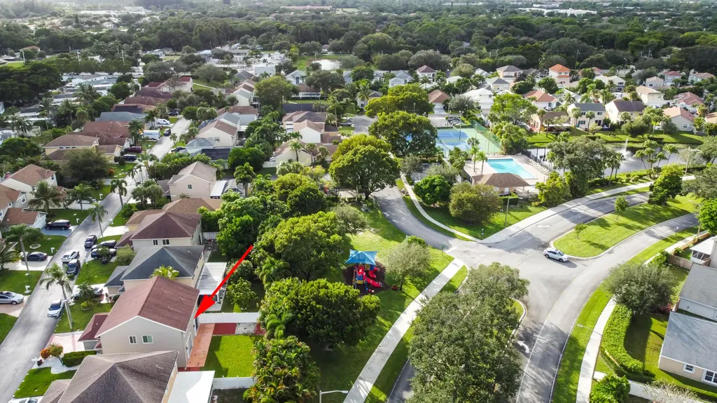 1078 Fairfax Circle W Boynton Beach FL 33436