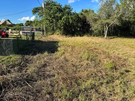 2897 NW 32nd Avenue Okeechobee FL 34972
