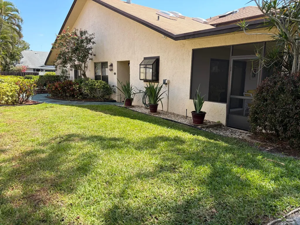 354 SW 28th Avenue Delray Beach FL 33445