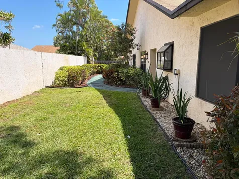 354 SW 28th Avenue Delray Beach FL 33445