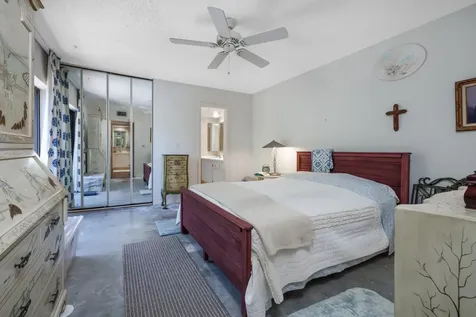 5996 SE Riverboat Drive Stuart FL 34997