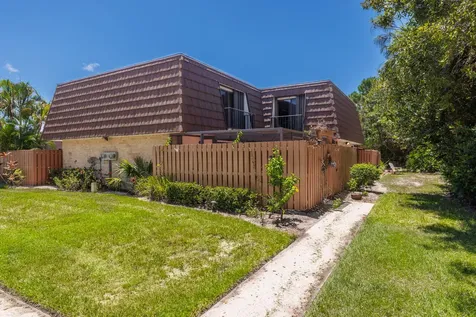 5996 SE Riverboat Drive Stuart FL 34997