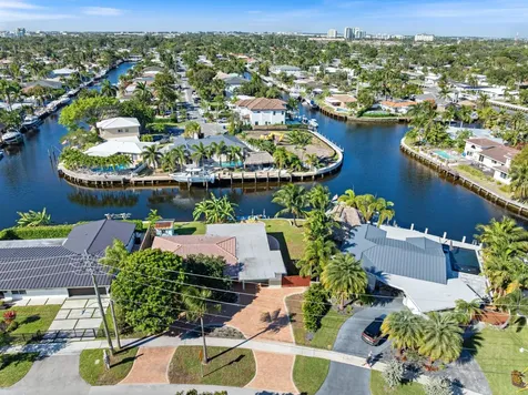 1001 SE 5 Avenue Pompano Beach FL 33060