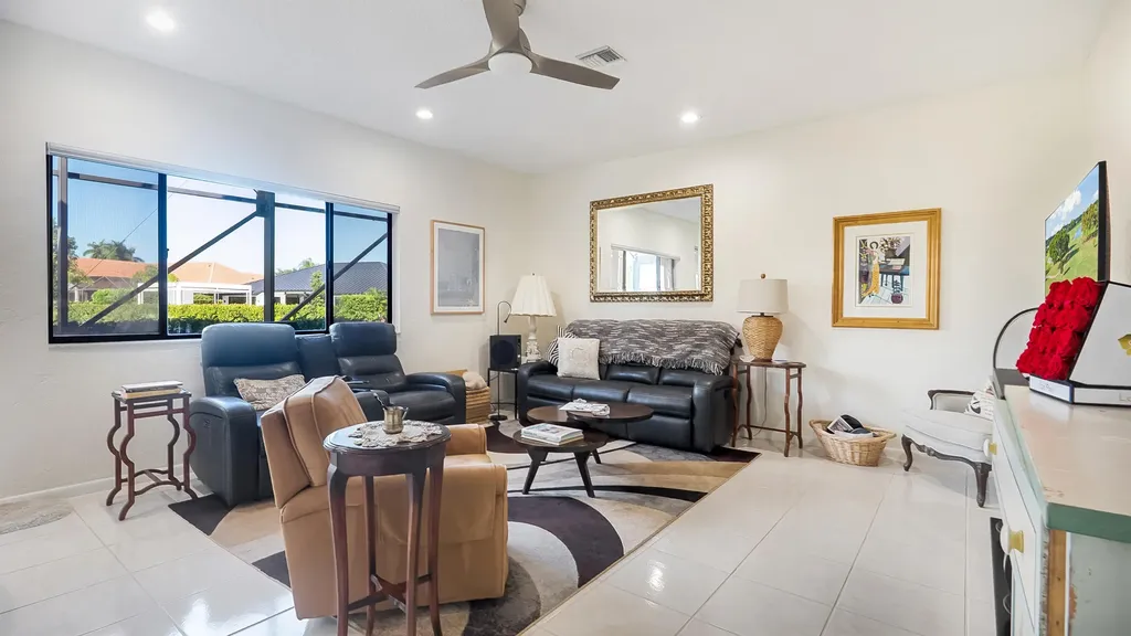 10767 Boca Woods Lane Boca Raton FL 33428