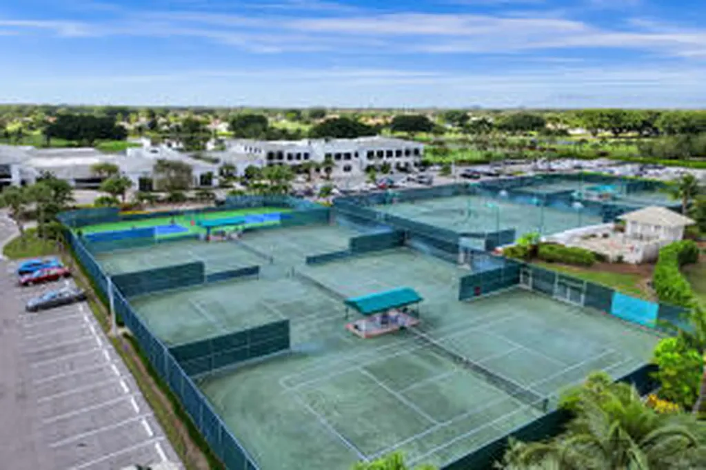 10767 Boca Woods Lane Boca Raton FL 33428