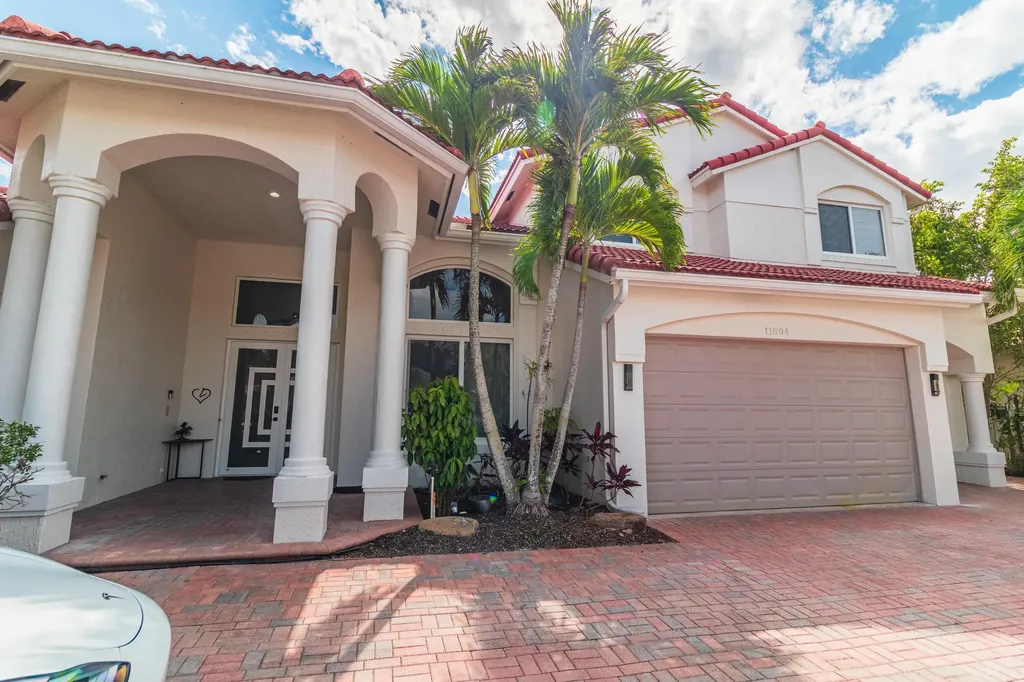 11804 Osprey Pointe Circle Wellington FL 33449