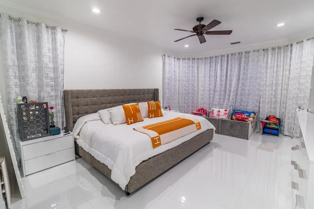 11804 Osprey Pointe Circle Wellington FL 33449