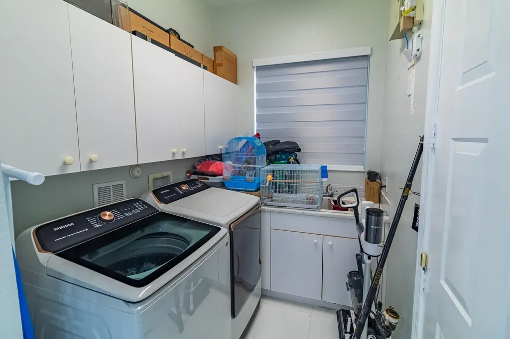 11804 Osprey Pointe Circle Wellington FL 33449