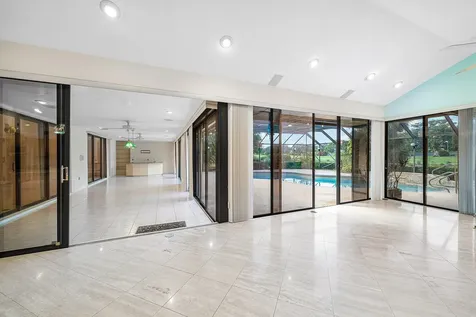 4952 Bocaire Boulevard Boca Raton FL 33487