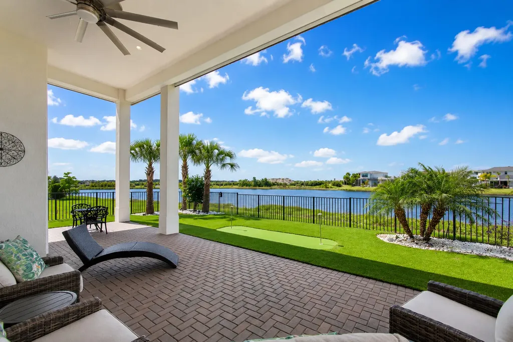 10033 Regency Way Palm Beach Gardens FL 33412