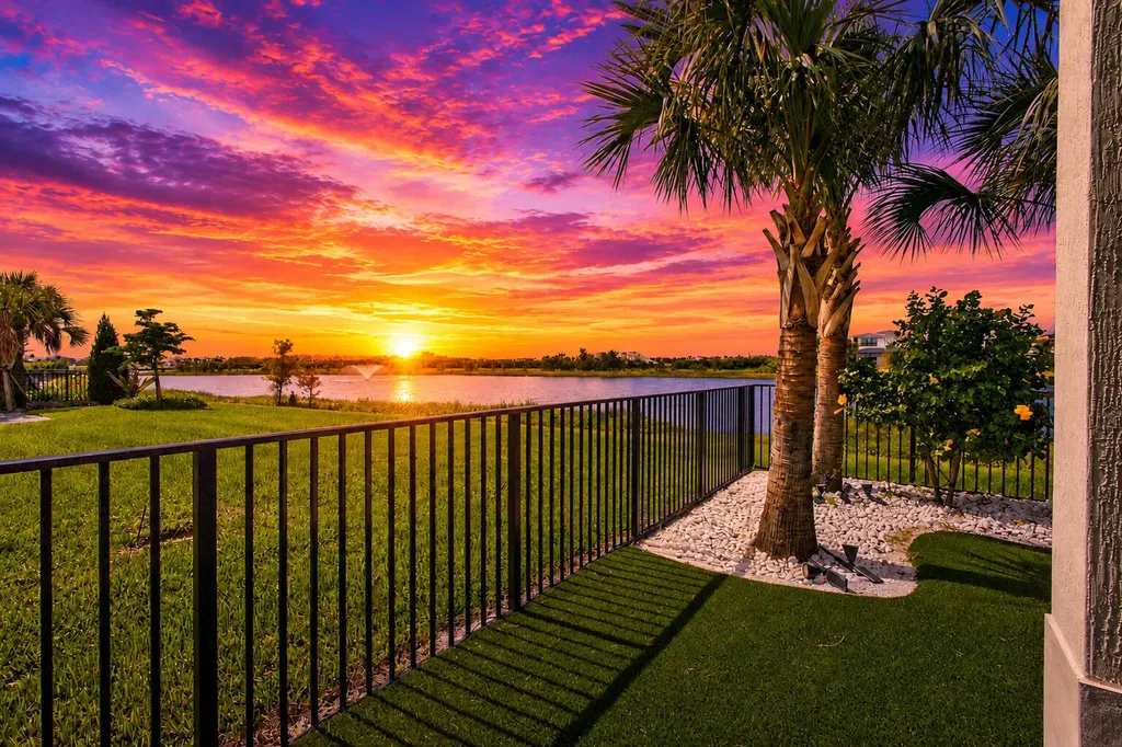 10033 Regency Way Palm Beach Gardens FL 33412
