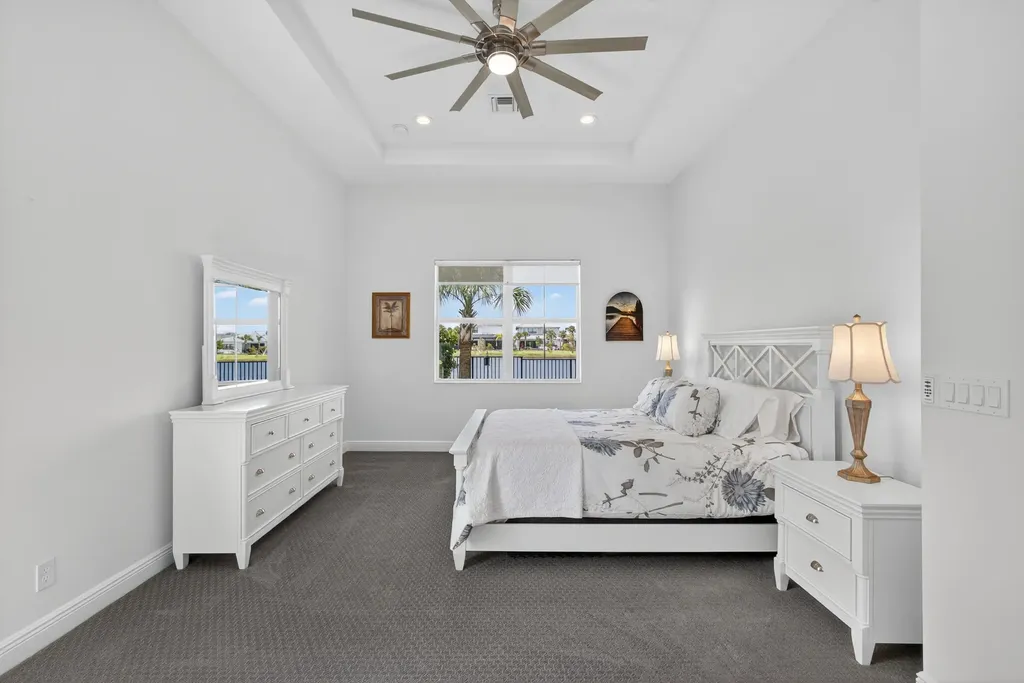 10033 Regency Way Palm Beach Gardens FL 33412
