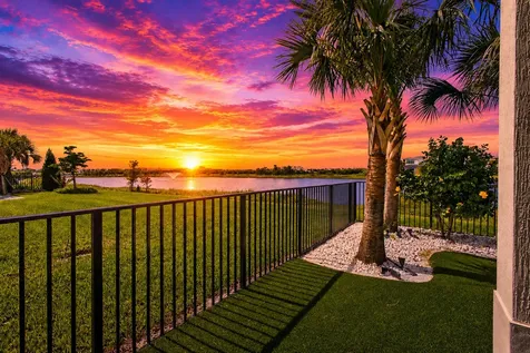 10033 Regency Way Palm Beach Gardens FL 33412