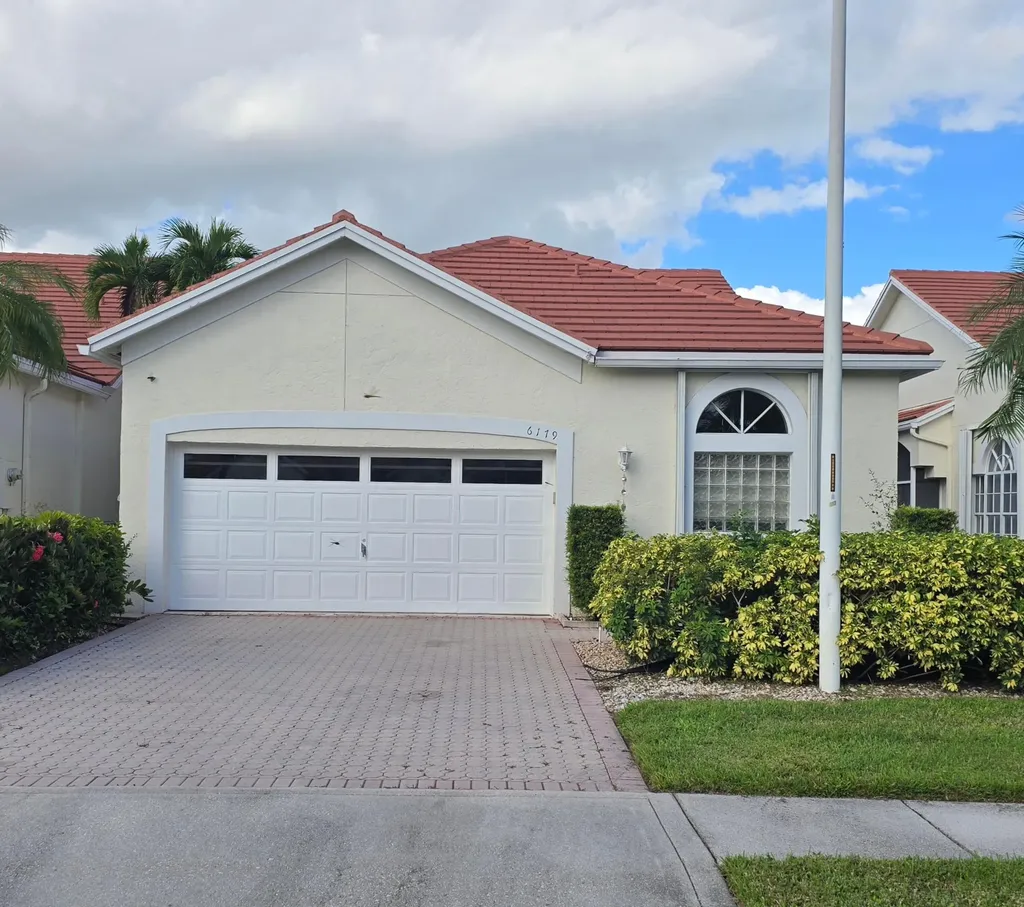 6179 Bear Creek Court Lake Worth FL 33467