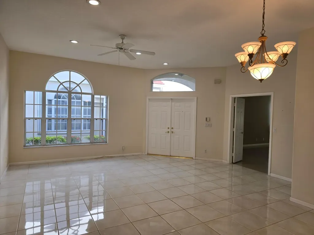 6179 Bear Creek Court Lake Worth FL 33467