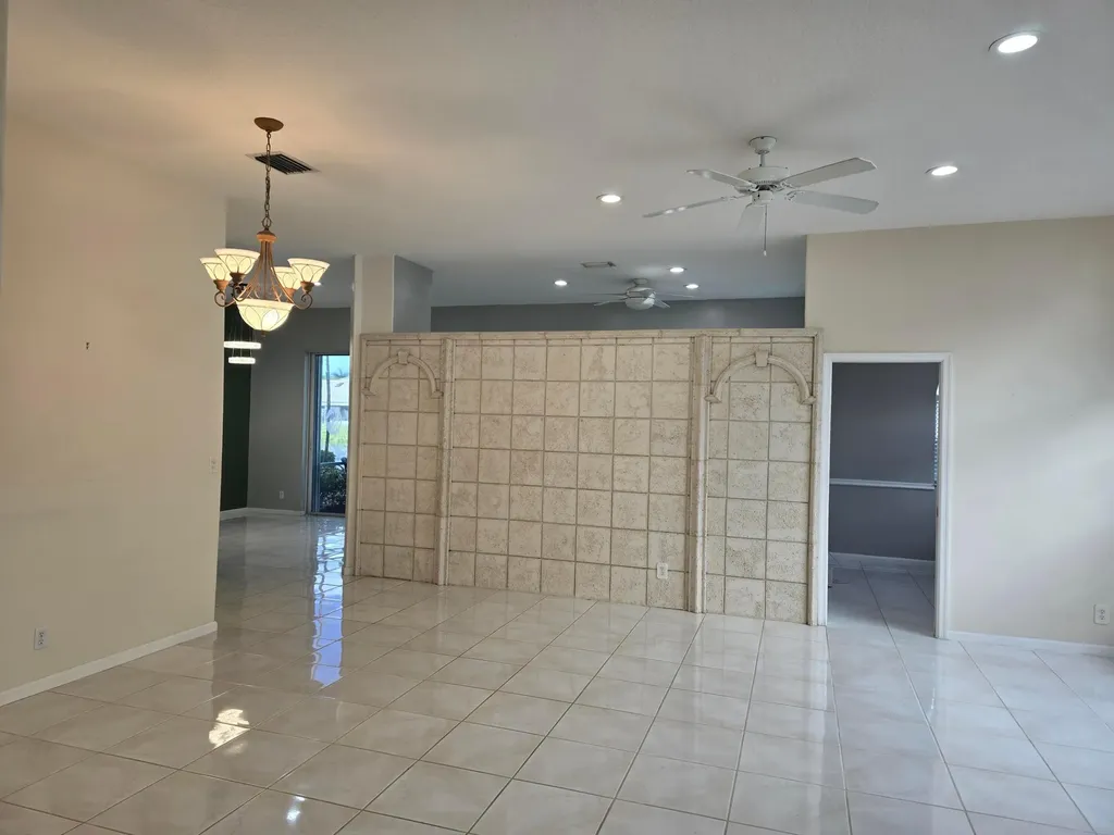 6179 Bear Creek Court Lake Worth FL 33467