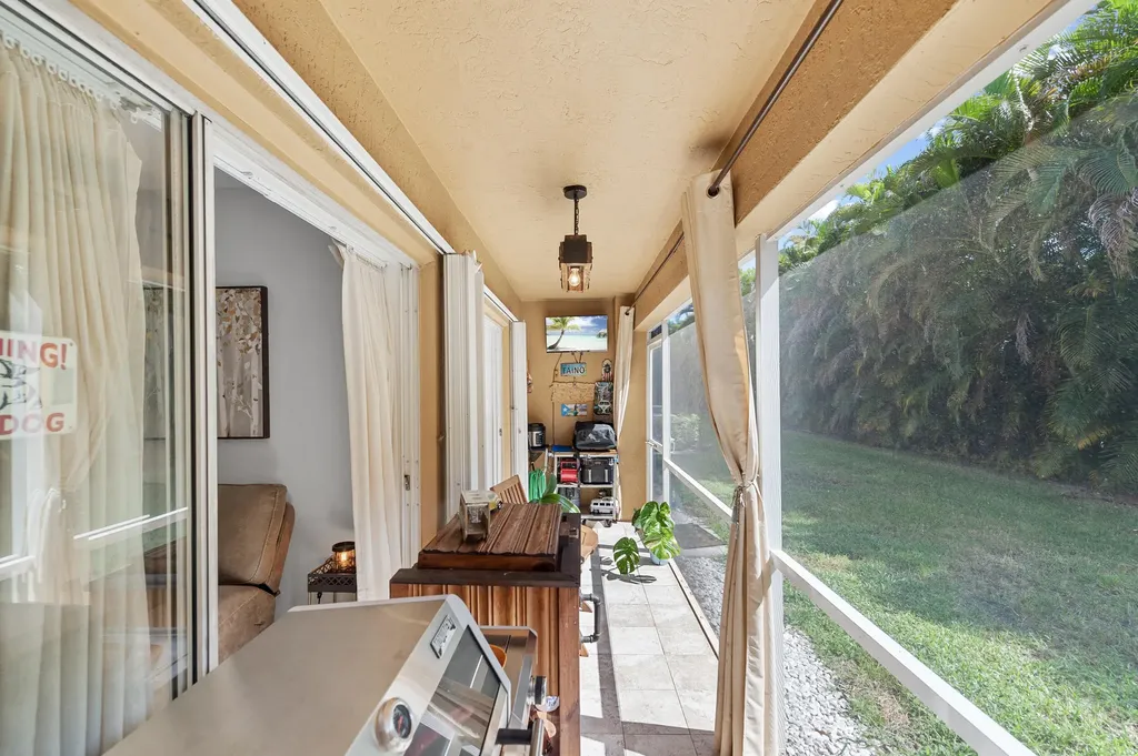 6148 Eaton Street West Palm Beach FL 33411