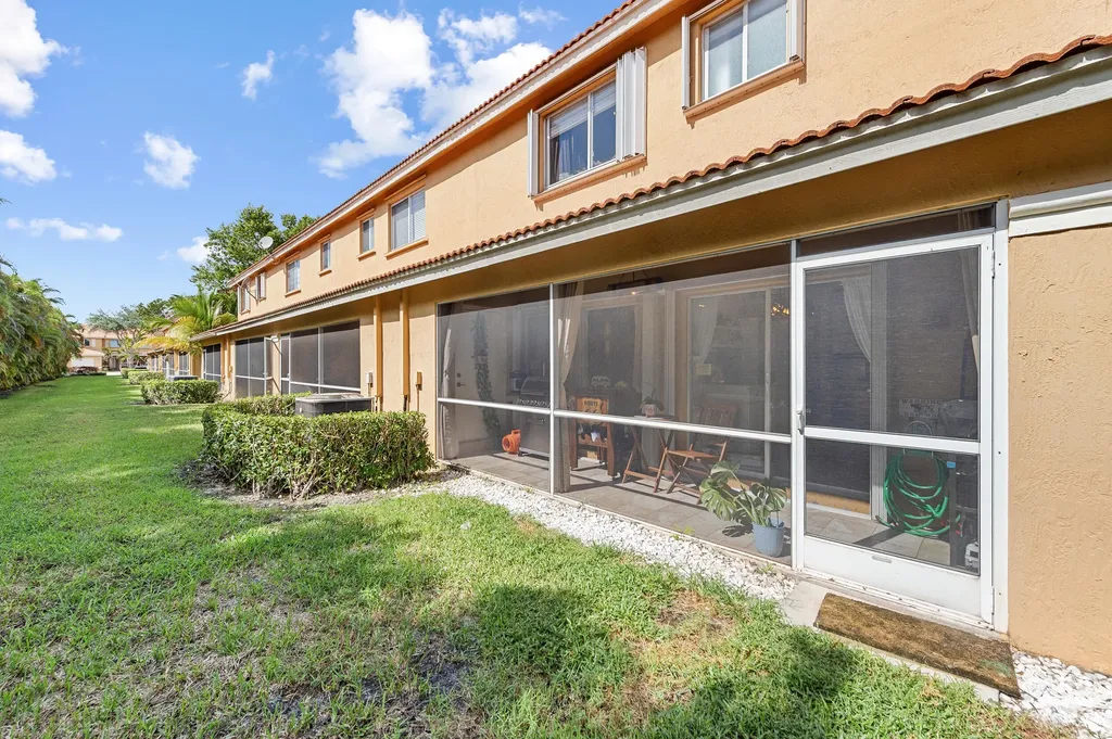 6148 Eaton Street West Palm Beach FL 33411