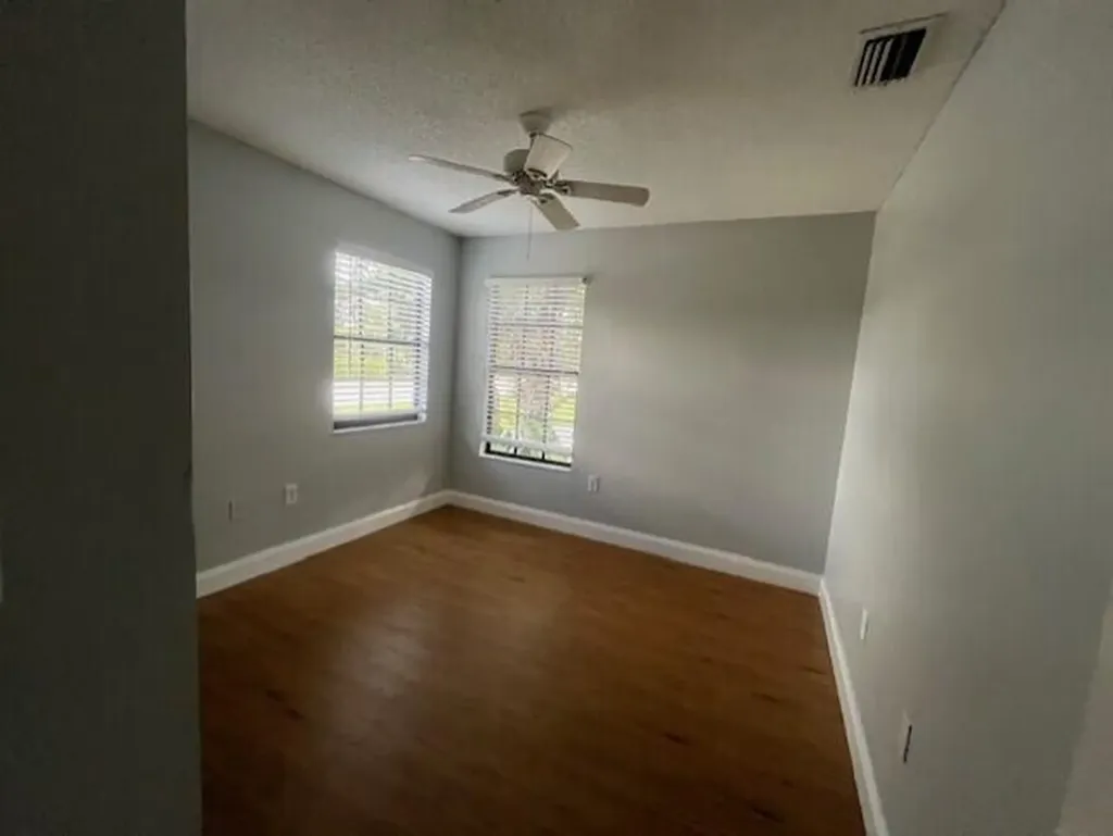 690 Via Toscana Wellington FL 33414