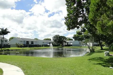 4605 Pier Drive Greenacres FL 33463