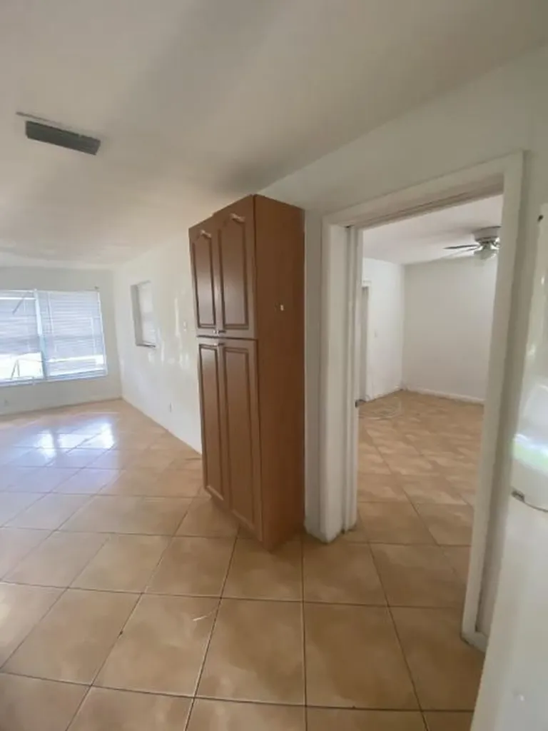 2930 NE 10 Terrace Pompano Beach FL 33064