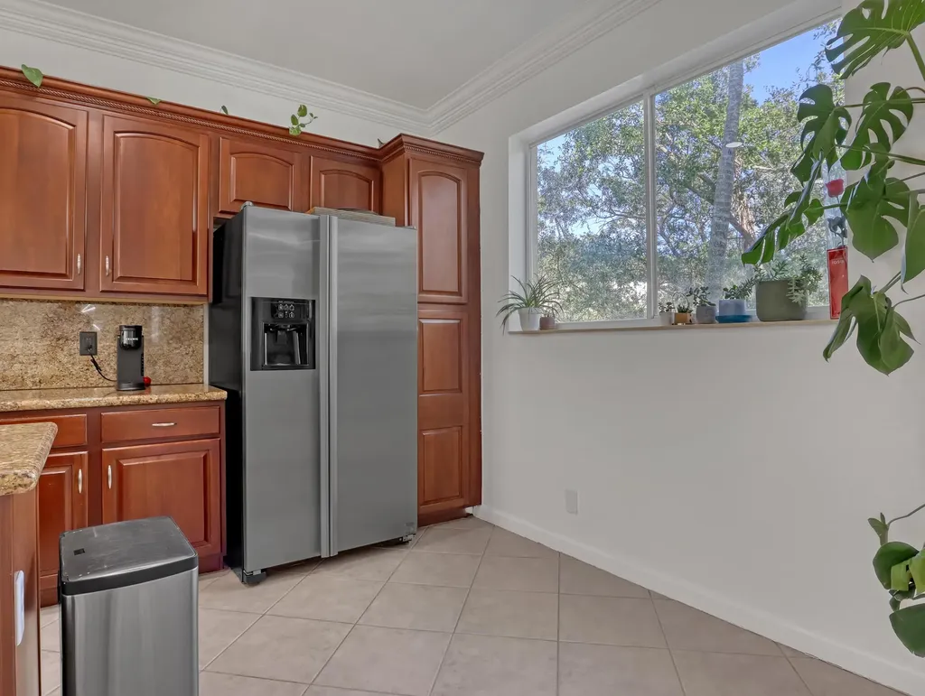 2850 S Oasis Drive Boynton Beach FL 33426