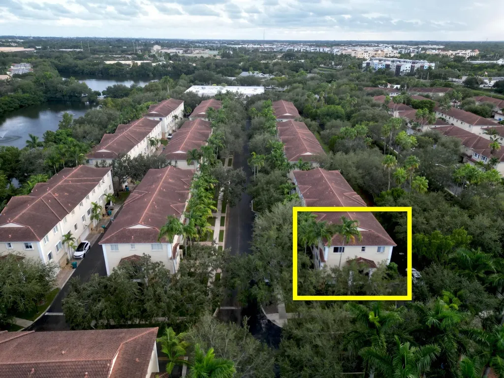 2850 S Oasis Drive Boynton Beach FL 33426